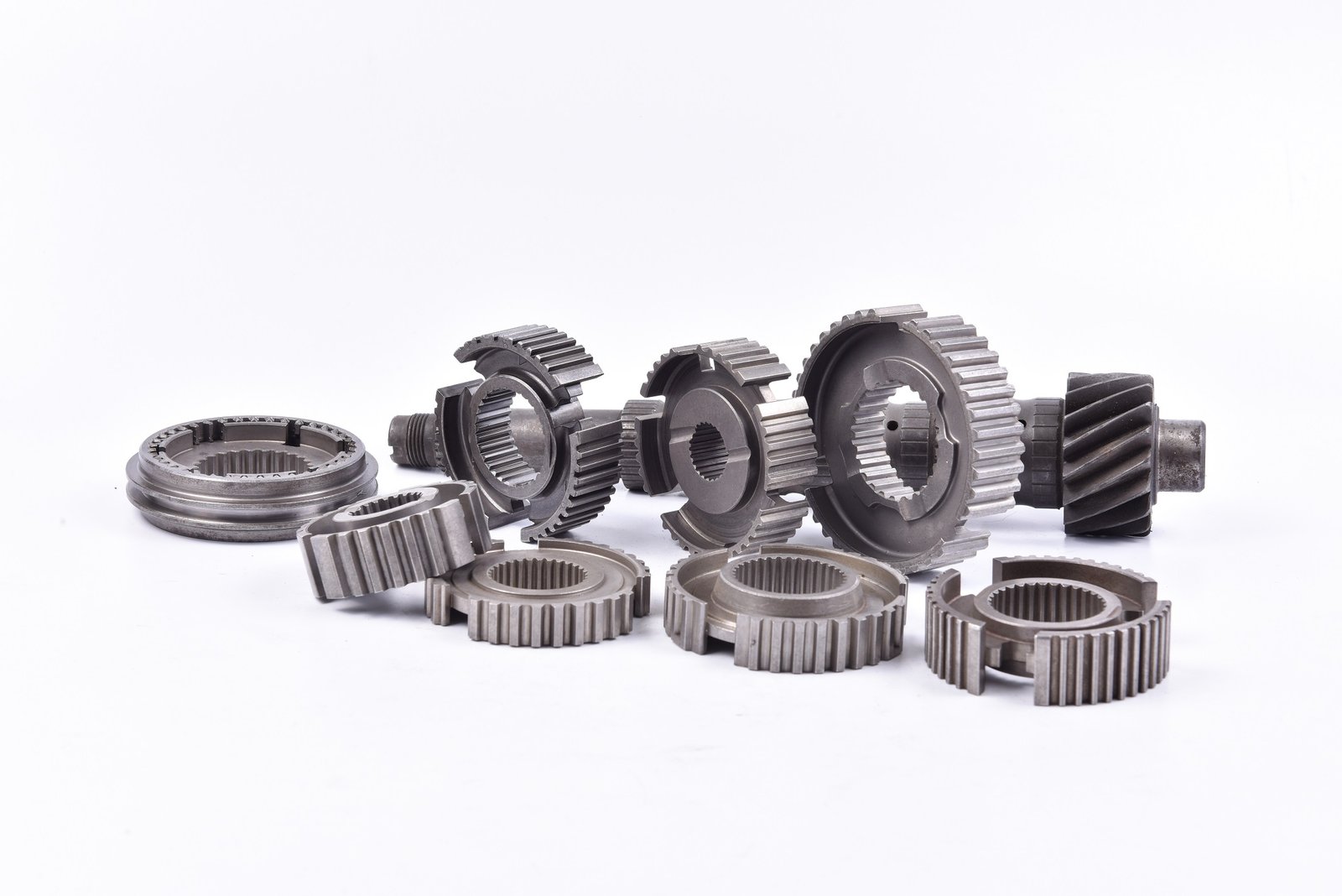 sintering furnace line producing automotive sintered components